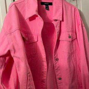 Pretty pink denim jacket 💖